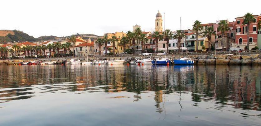 Frantoio Apartman Riva Ligure Kültér fotó